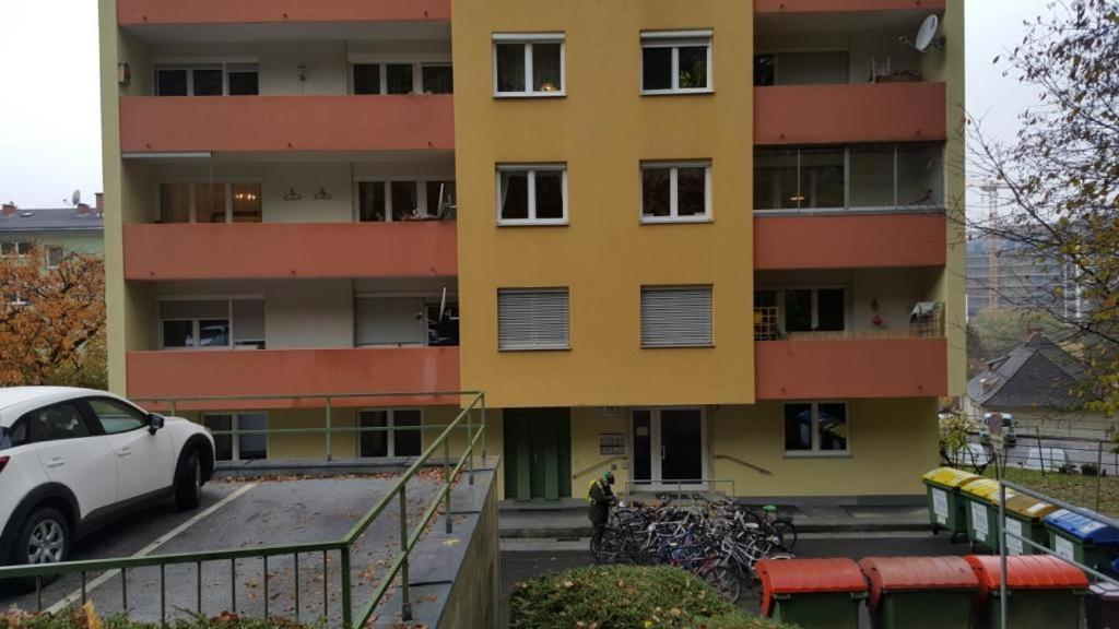 Bei Lkh Graz,1X Parkplatz,15 Stock! Apartment Exterior foto
